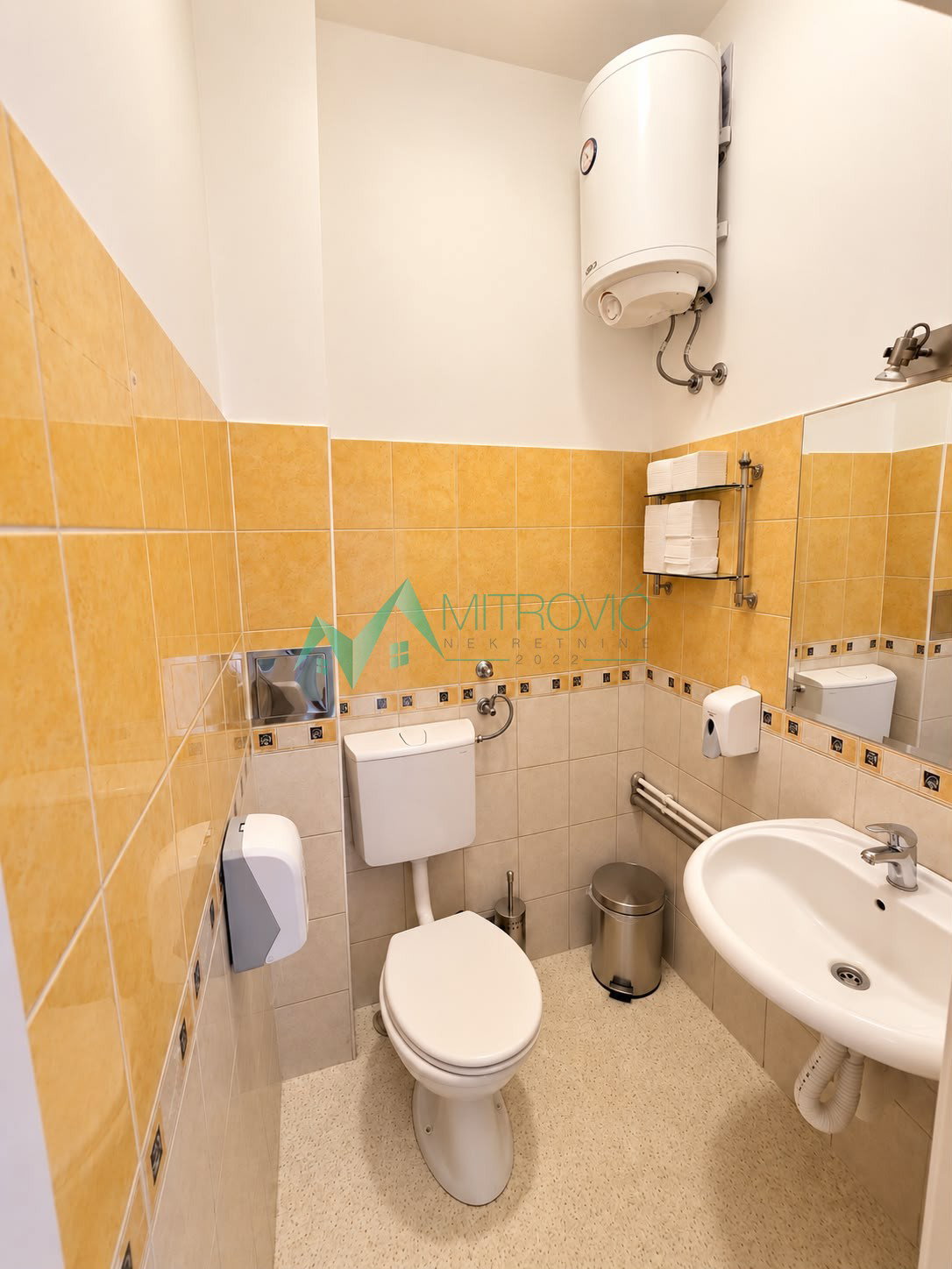 izdavanje-centar-ns-9102466-u3xjy Kuća na prodaju, Centar, Novi Sad, 158m², 3.000 €