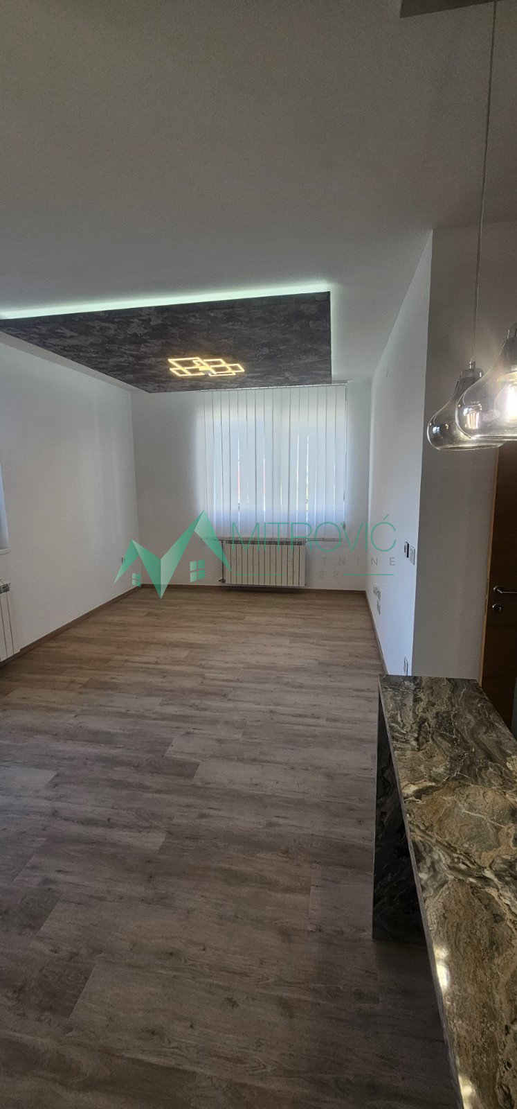 Stan Prodaja Novi Sad  73 m2