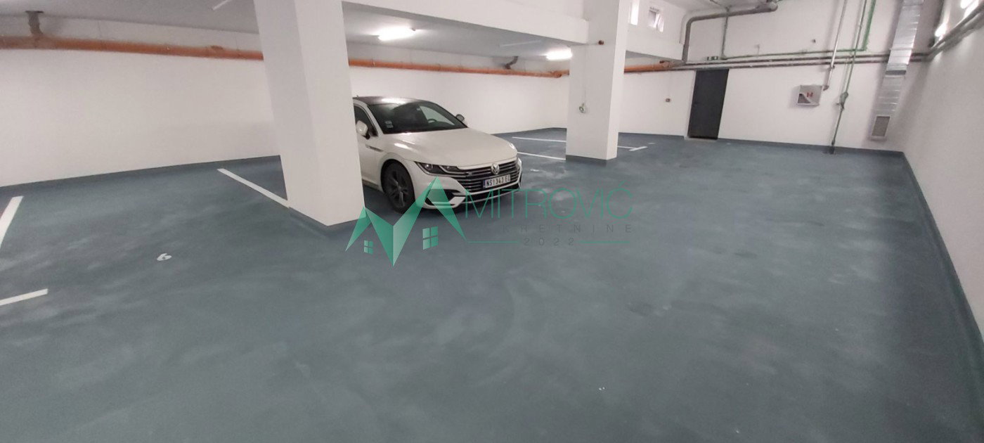 Trosoban stan na prodaju, Centar, Novi Sad, 73m², 1.150 €