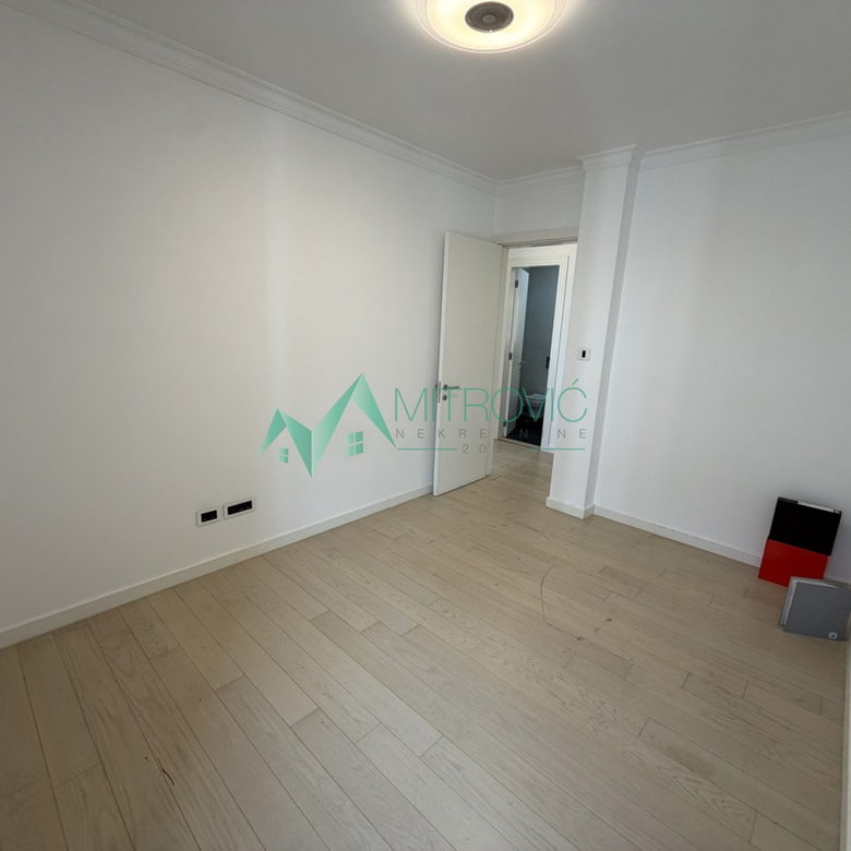 Stan Prodaja Novi Sad  57 m2