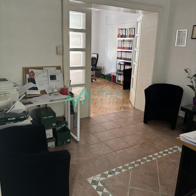 Lokal Prodaja Novi Sad  120 m2
