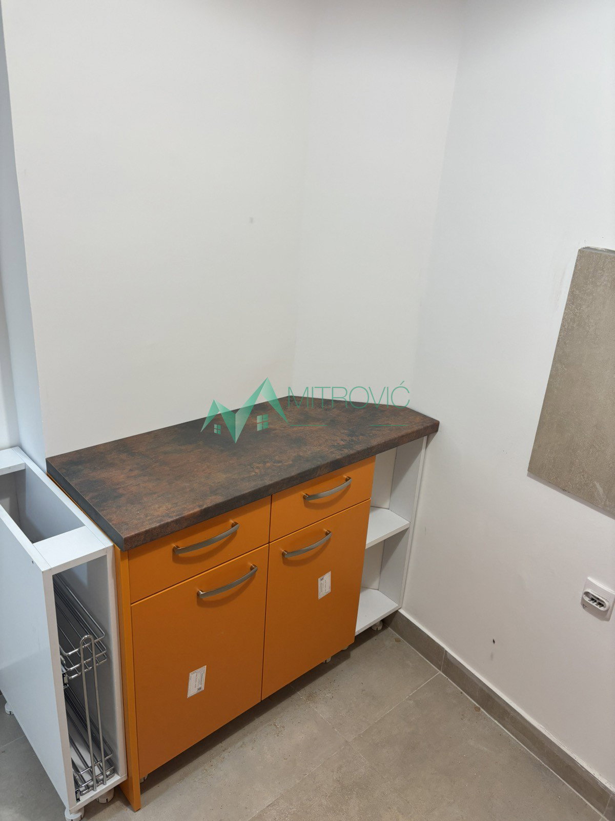 izdavanje-centar-ns-9102499-bpzgr Lokal Prodaja Novi Sad 120 m2