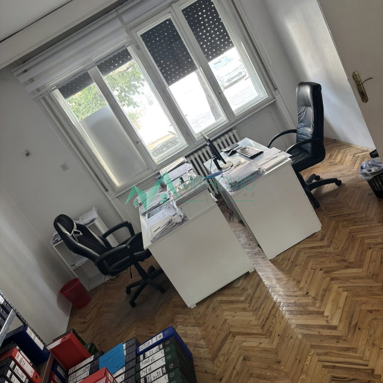 Lokal Prodaja Novi Sad  120 m2