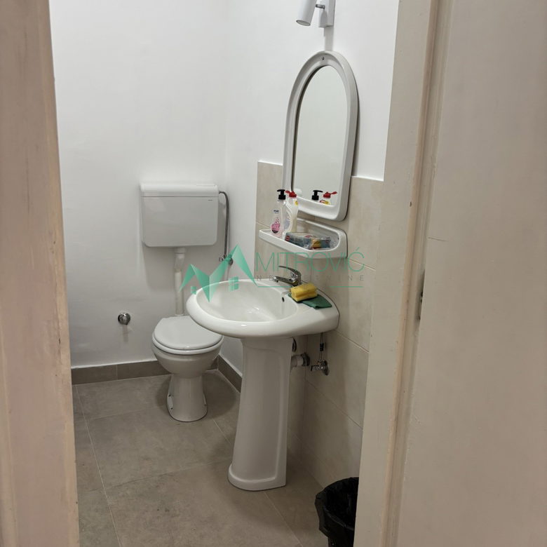 Lokal na prodaju, Centar, Novi Sad, 120m², 600 €