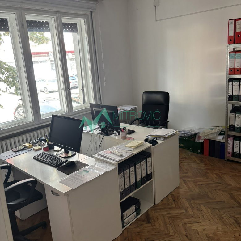 Lokal Prodaja Novi Sad  120 m2
