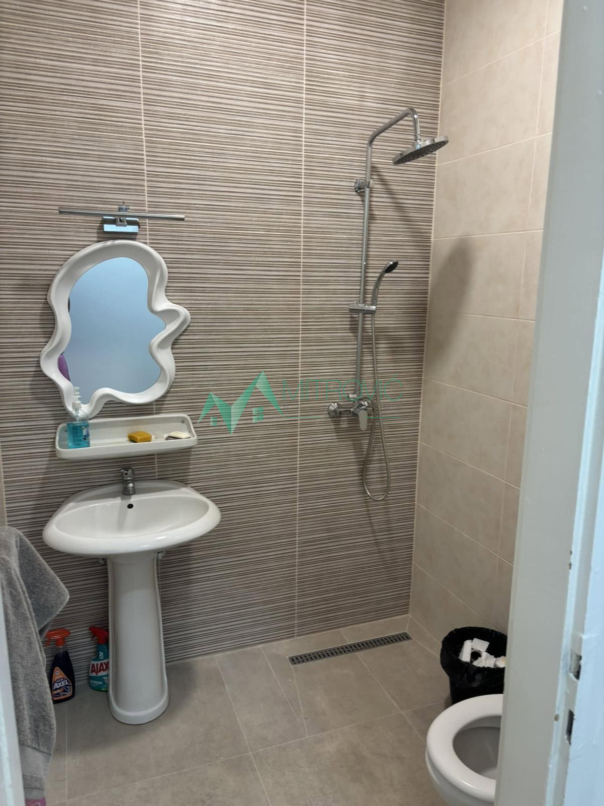 izdavanje-centar-ns-9102499-xviq1 Lokal Prodaja Novi Sad 120 m2