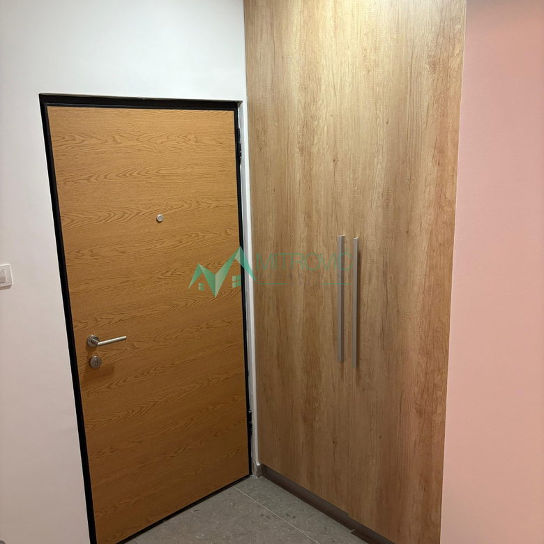 Petosoban stan na prodaju, Nova Detelinara, Novi Sad, 128m², 1.300 €