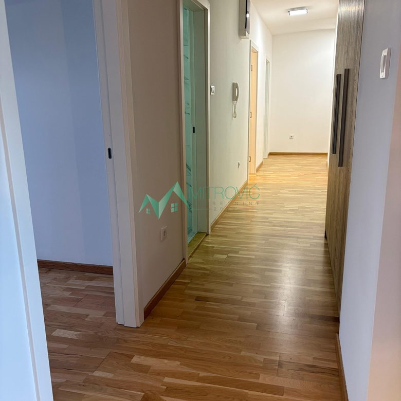 Stan Prodaja Novi Sad Nova Detelinara 128 m2