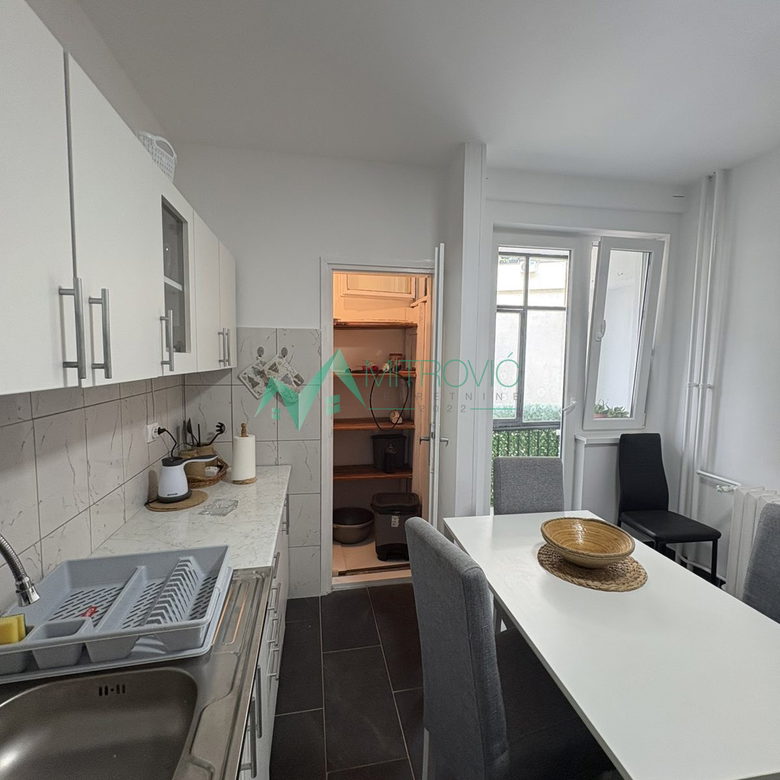 Stan Prodaja Novi Sad  55 m2