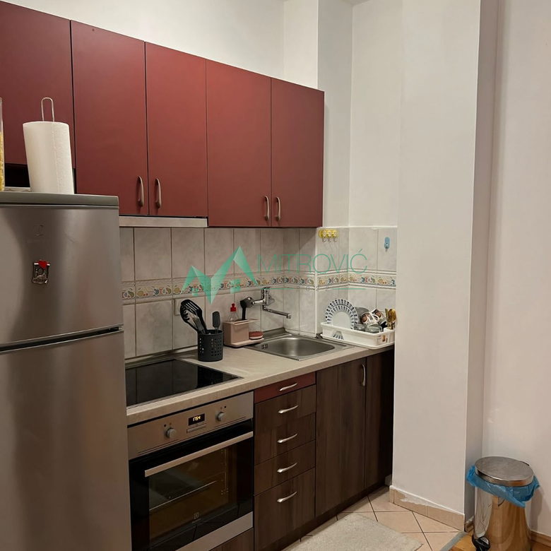 Stan Prodaja Novi Sad  27 m2