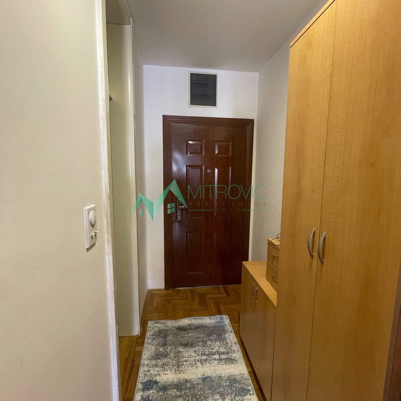 Stan Prodaja Novi Sad  30 m2