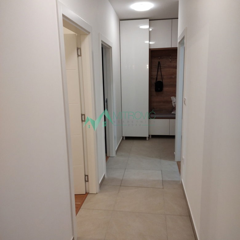 Stan Prodaja Novi Sad Kej 57 m2