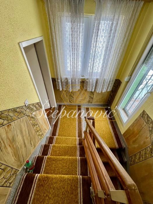 Kuća na prodaju, Salajka, Novi Sad, 108m², 450.000 €