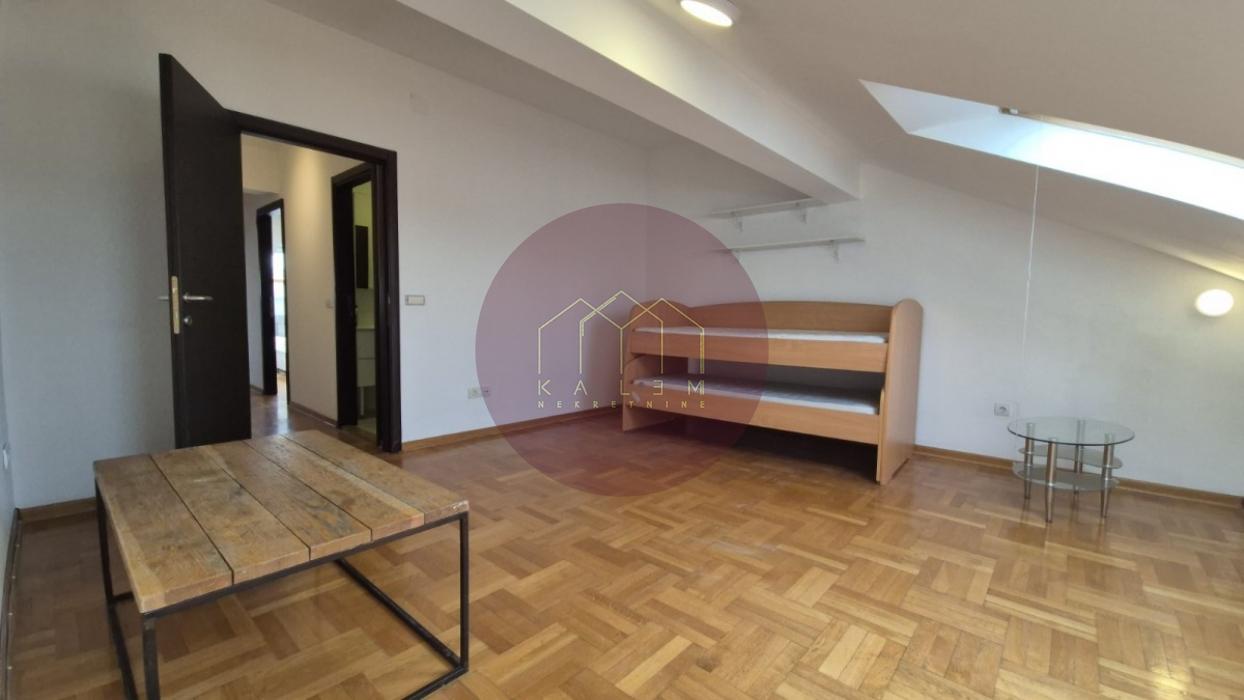 izdavanje-kuca-0nYC6M85jW Petosoban stan za izdavanje, Lekino Brdo, Beograd, 108m², 1.350 €/mes