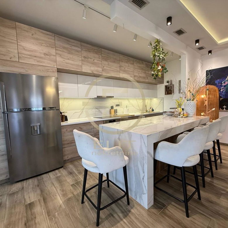 Kuća Prodaja Novi Sad  165 m2