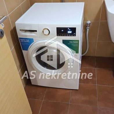 Trosoban stan za izdavanje, Hram Svetog Save, Beograd, 86m², 1.200 €/mes