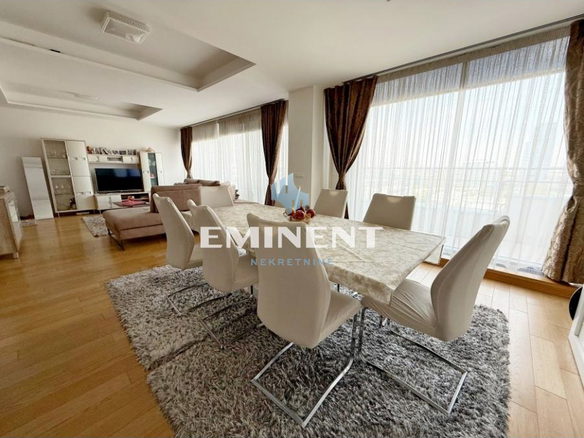Stan Prodaja Beograd  128 m2