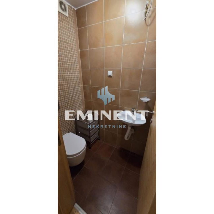 Trosoban stan za izdavanje, Hram Svetog Save, Beograd, 86m², 3. sprat, 1.200 €/mes