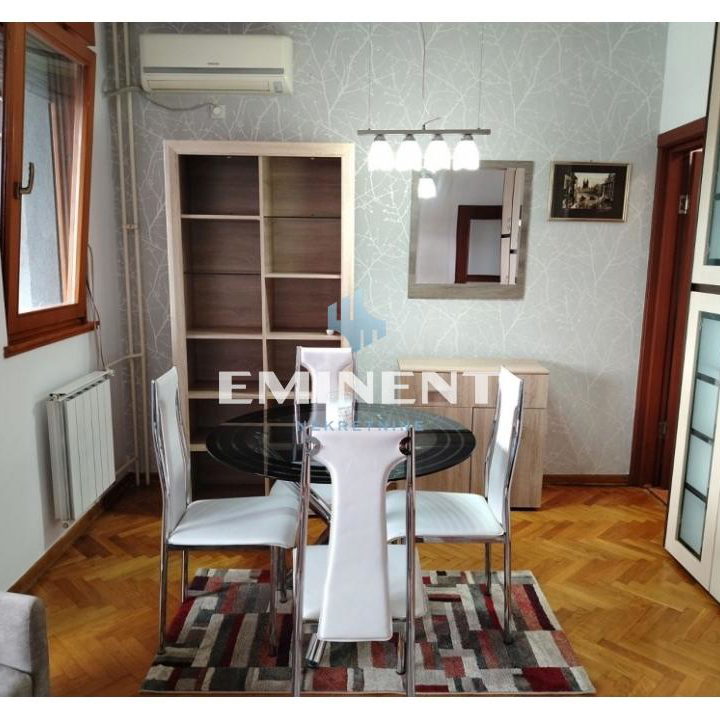 Stan Izdavanje Beograd FON 40 m2