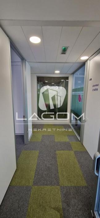 Lokal Izdavanje Beograd Blok 67 - Belville 772 m2