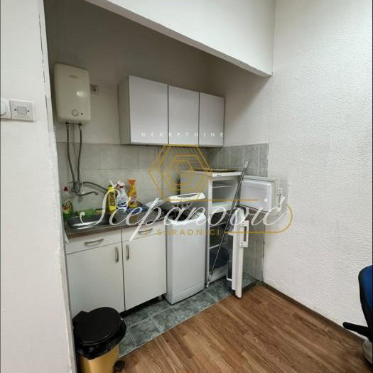 Lokal Prodaja Novi Sad  25 m2