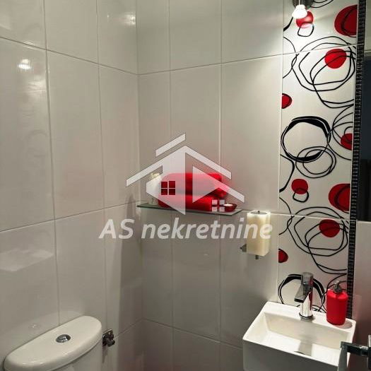 Trosoban stan za izdavanje, Lekino Brdo, Beograd, 81m², 1.000 €/mes