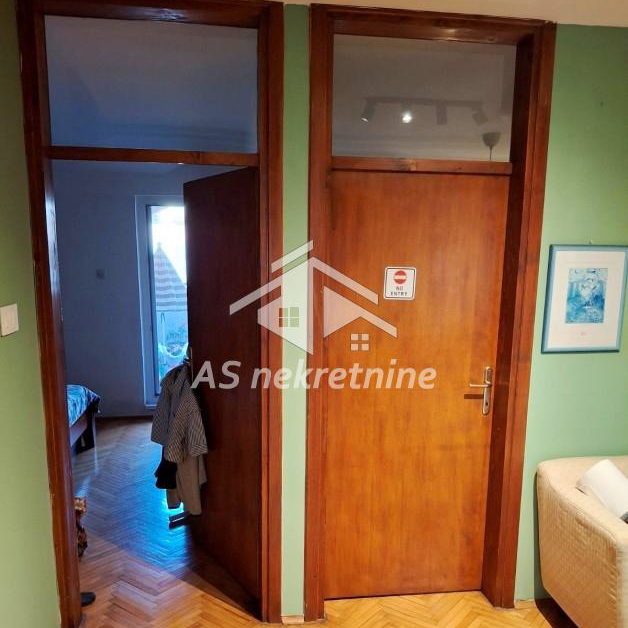 Četvorosoban stan na prodaju, Beograd na Vodi, Beograd, 108m², 369.000 €