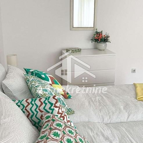 Dvosoban stan za izdavanje, Kalenić Pijaca, Beograd, 67m², 900 €/mes