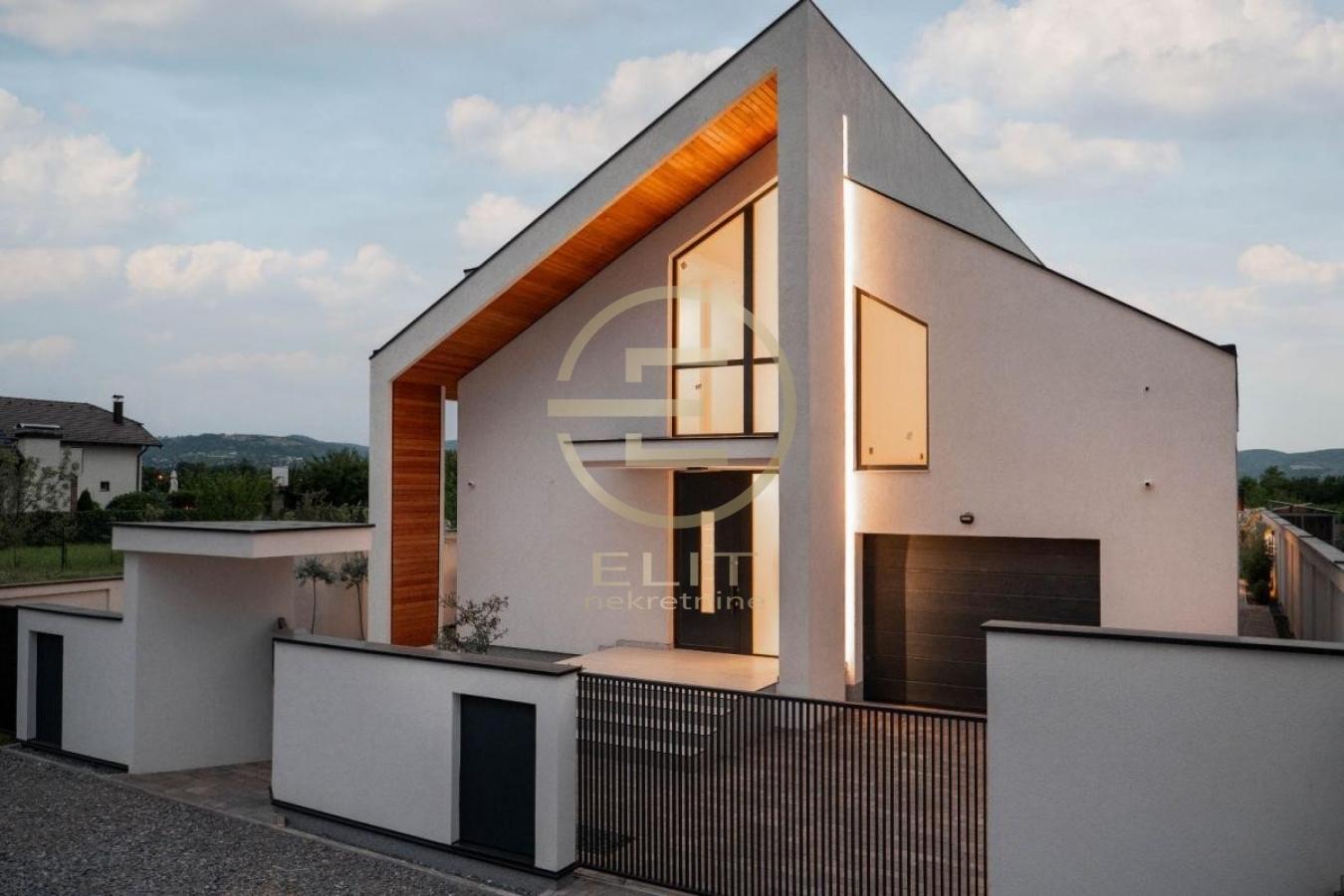 Kuća Prodaja Novi Sad  143 m2