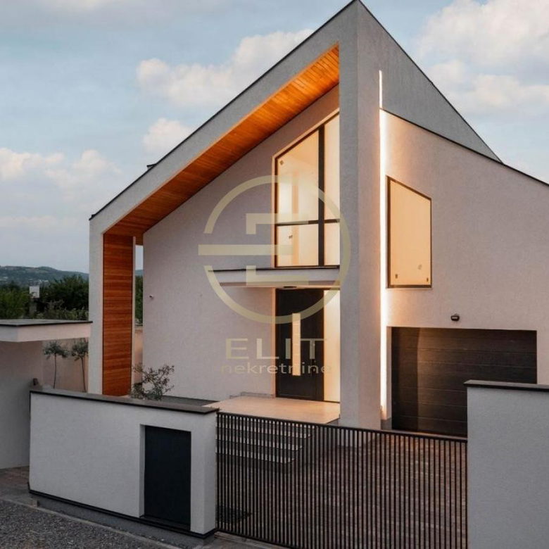 Kuća Prodaja Novi Sad  143 m2