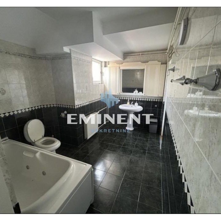 Petosoban stan za izdavanje, Autokomanda, Beograd, 176m², 1.500 €/mes