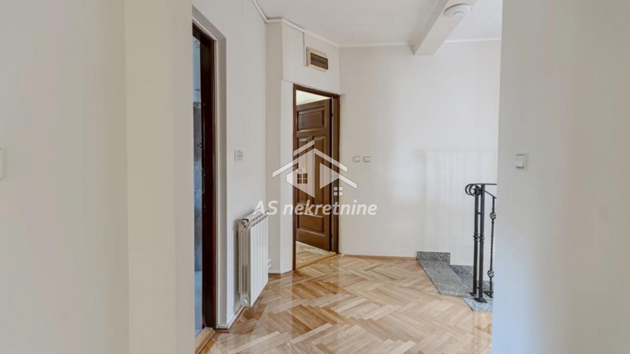 Petosoban stan za izdavanje, Dedinje, Beograd, 210m², 2.450 €/mes