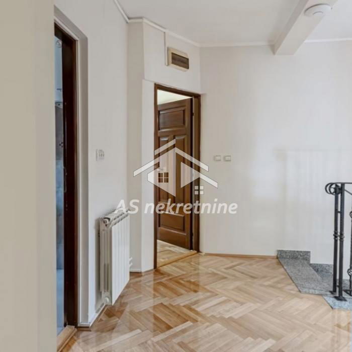 Petosoban stan za izdavanje, Dedinje, Beograd, 210m², 2.450 €/mes