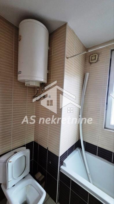 Trosoban stan za izdavanje, Skupština, Beograd, 65m², 900 €/mes