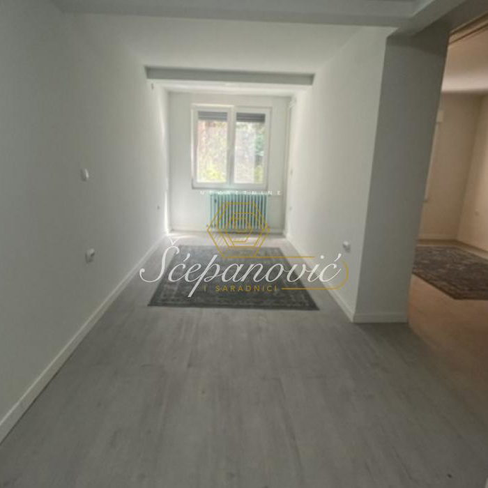 Stan Prodaja Novi Sad  37 m2