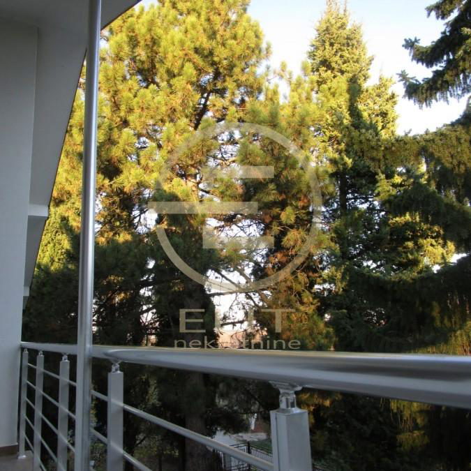 Kuća na prodaju, Alibegovac, Novi Sad, 212m², 450.000 €