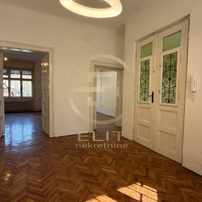 Lokal Izdavanje Novi Sad  93 m2