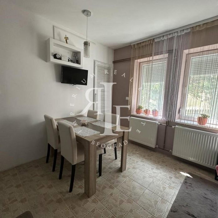 Kuća Prodaja Beočin  188 m2
