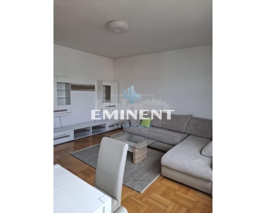 Trosoban stan za izdavanje, Vukov Spomenik, Beograd, 64m², 900 €/mes