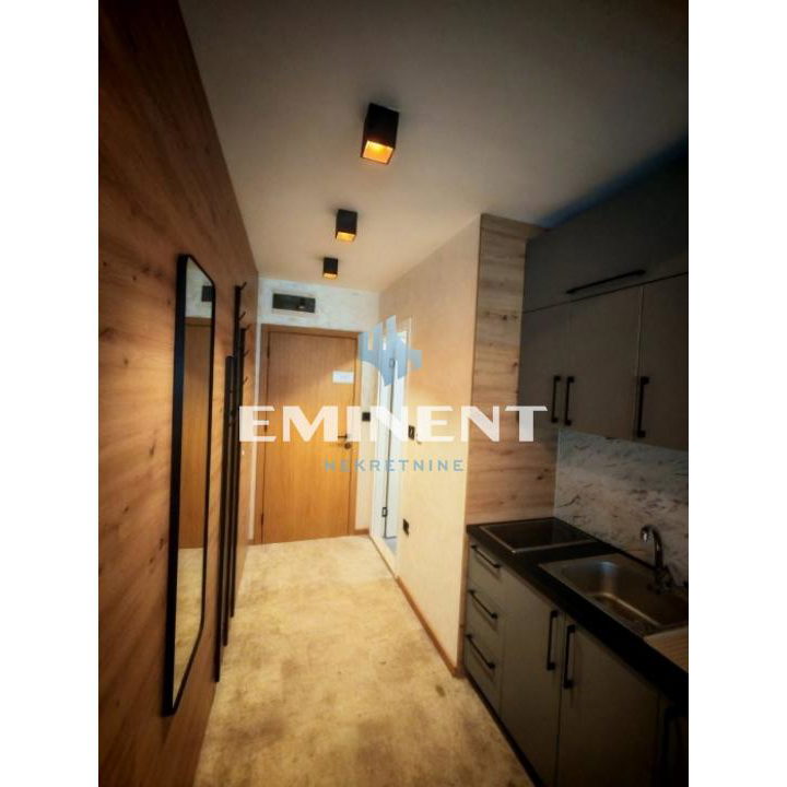 Višesoban stan na prodaju, Centar, Kopaonik, 221m², 960.000 €
