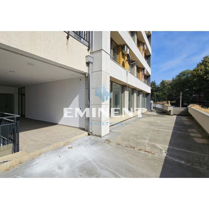Lokal za izdavanje, Dedinje, Beograd, 183m², 1.950 €/mes