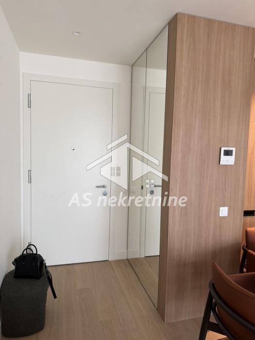 Trosoban stan za izdavanje, Blok 64, Beograd, 78m², 2.000 €/mes