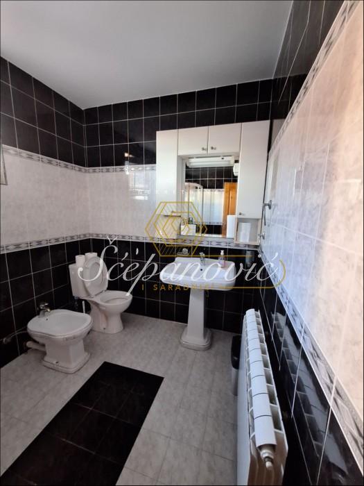Kuća na prodaju, Veternik, Novi Sad, 259m², 320.000 €