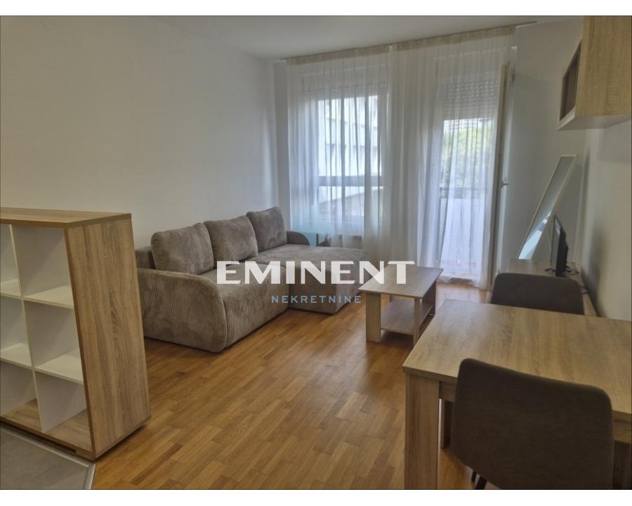 Jednosoban stan za izdavanje, A Blok – Blok 67a, Beograd, 30m², 500 €/mes