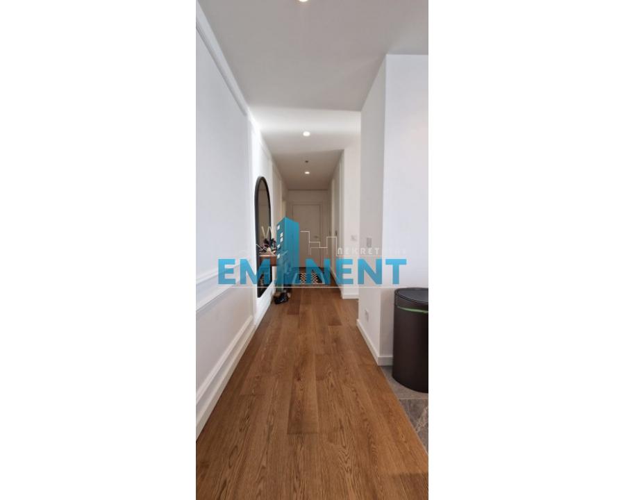 izdavanje-kuca-XmsygOeFDF Četvorosoban stan na prodaju, Blok 65, Beograd, 123m², 713.400 €
