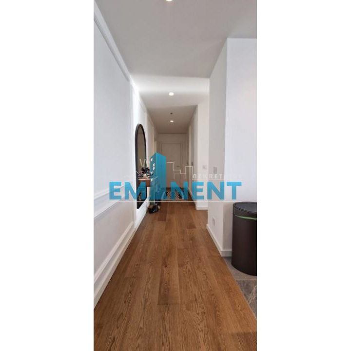 Četvorosoban stan na prodaju, Blok 65, Beograd, 123m², 713.400 €