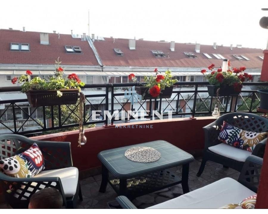izdavanje-kuca-Y4EbUXWbW3 Trosoban stan na prodaju, Učiteljsko Naselje, Beograd, 133m², 299.000 €