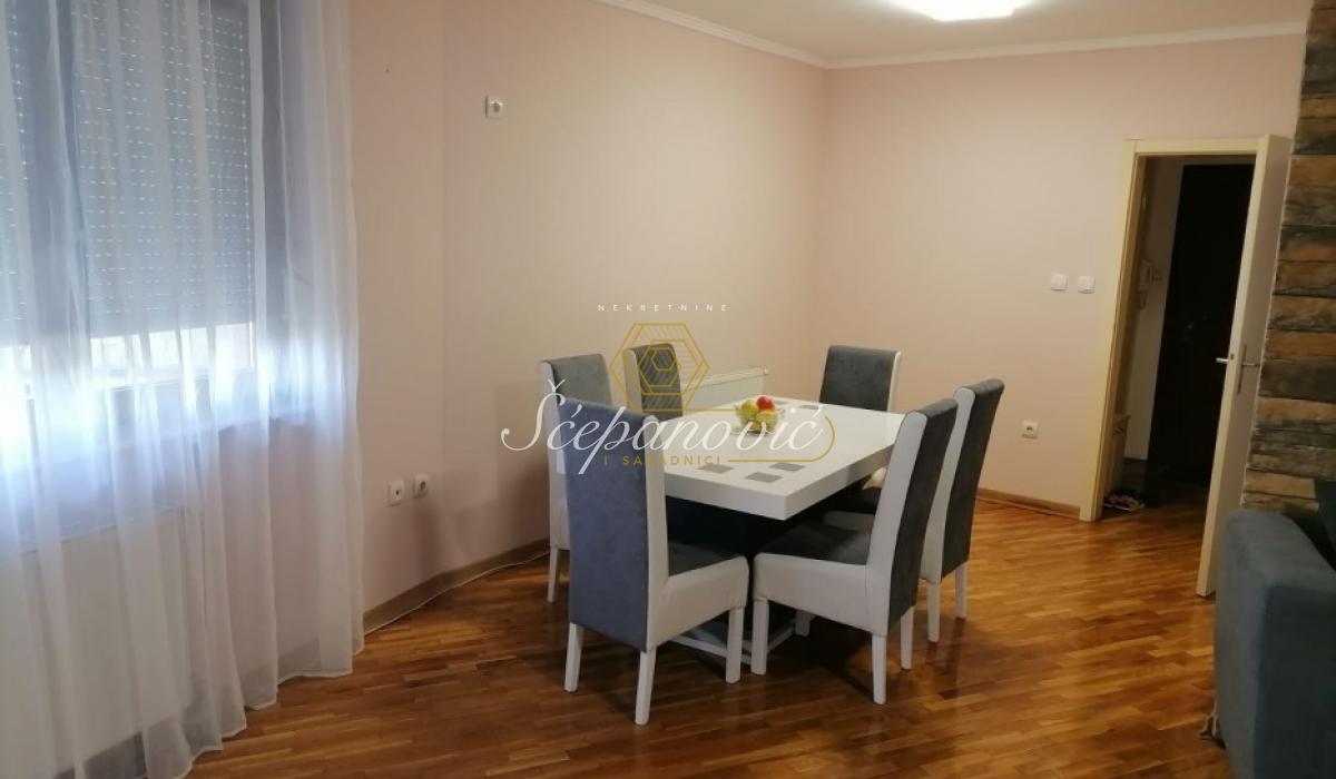 Stan Prodaja Novi Sad  71 m2