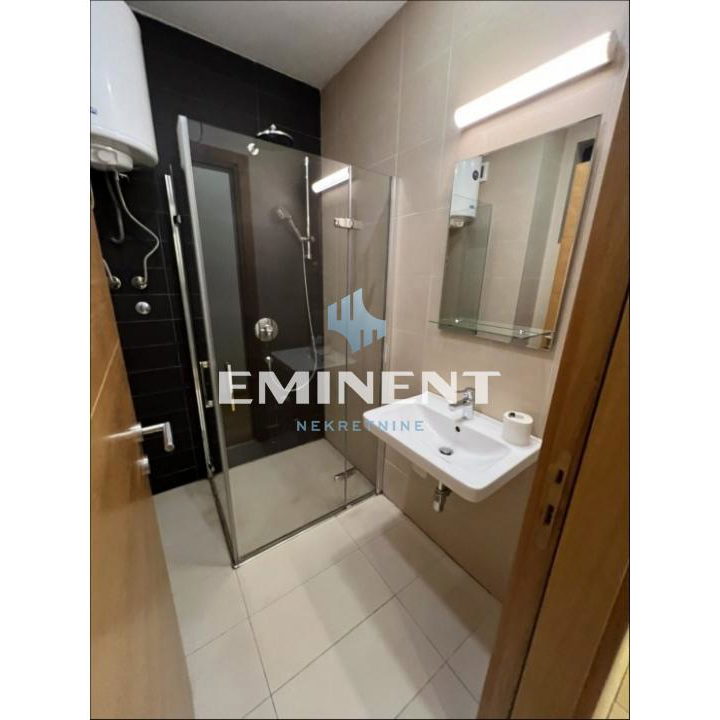 Trosoban stan za izdavanje, Tašmajdan, Beograd, 86m², 1.000 €/mes