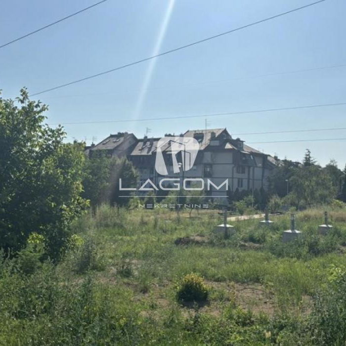 Plac Prodaja Beograd Resnik 1994 m2